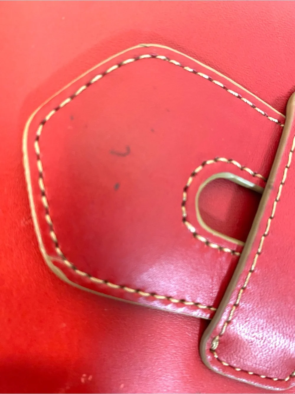 FRANKLIN COVEY Red Leather Compact 6 Ring Binder Magnet Flap Closure